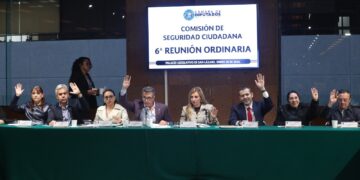Comisión de Seguridad aprobó por unanimidad reformas para prevenir violencia familiar y fortalecer la seguridad vial