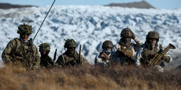 «Debe ser algo que soliciten»: ex primera ministra de Suecia no descarta el envío de soldados a Groenlandia