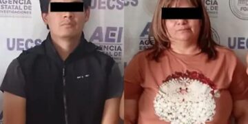 Detienen a dos trabajadores del Registro Civil de Oaxaca por vender actas de nacimiento apócrifas a migrantes