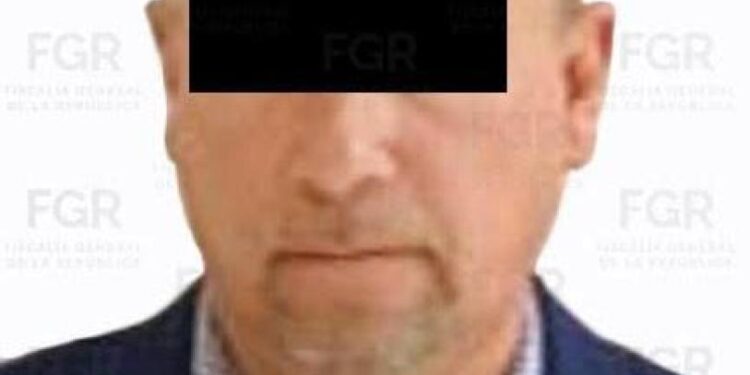 FGR detiene a contador de Emilio Lozoya, exdirector de Pemex