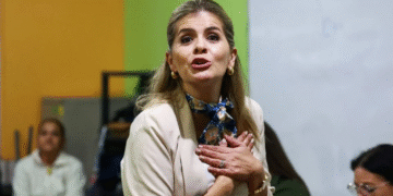 Laura Fernández gana elección presidencial de Costa Rica; se mantiene el rumbo hacia la derecha