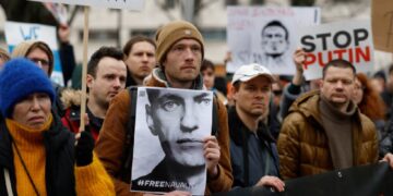 Europa acusa a Rusia de matar al opositor Alexéi Navalni con toxina rara