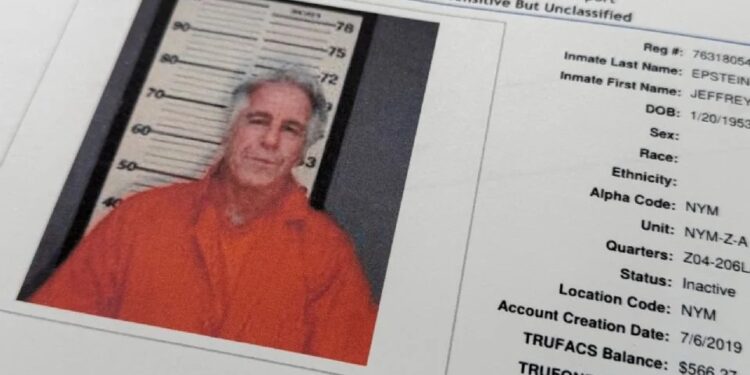 Departamento de Justicia investiga si se retuvieron archivos de Epstein que mencionan a Trump