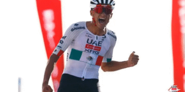 Isaac del Toro hace historia: ¡Primer mexicano campeón del UAE Tour!