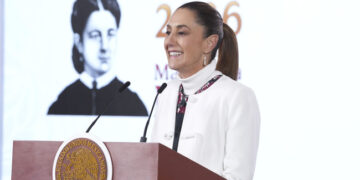 Presidenta presenta estrategia integral “Jóvenes Transformando México”; beca Gertrudis Bocanegra llegará a un millón de universitarios