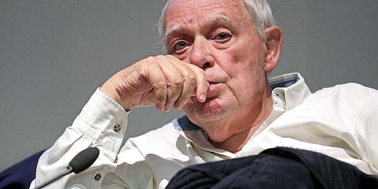 Muere António Lobo Antunes, el psiquiatra y autor que escribía «locuras estructuradas»