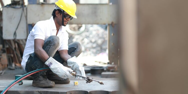 La transición para reducir la jornada permitirá a empresas adaptarse sin afectar a los trabajadores: Adecco