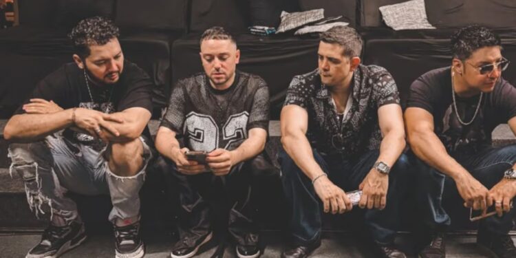 PEE WEE Y LOS KUMBIA 4EVER CONVERTIRÁN LA MARAKA EN UNA FIESTA DE NOSTALGIA Y BAILE