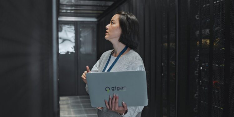 Gigas lanza Biblion: plataforma de IA generativa para proteger el conocimiento corporativo