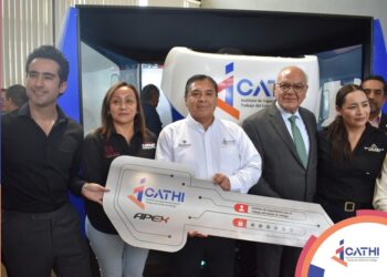 Gobierno y sector productivo deben impulsar la formación de talento en México: Héctor Martínez Castuera