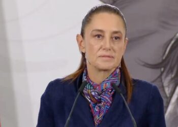 Sheinbaum insiste en que incendio ocurrió afuera de la refinería de Dos Bocas y afirma que la FGR ya investiga