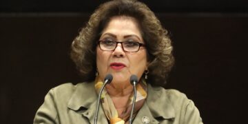 Piden promover el patrimonio artesanal y gastronómico nacional en terminales aéreas