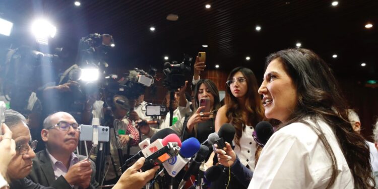 Necesario, que quien llegue al INE no esté marcado por la duda o la desconfianza: Kenia López Rabadán