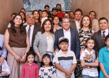 Cuando se suman voluntades se cambian destinos: niñas y niños escuchan por primera vez gracias a implantes cocleares en Zacatecas