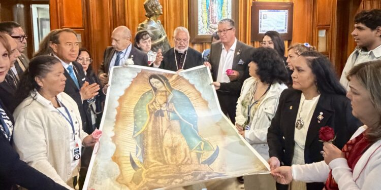 Histórico: presidente mundial de Rotary accede a espacio reservado de Basílica con Club Rotario Tonantzin Guadalupe