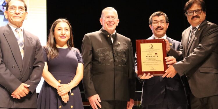 Hito histórico. La UAT alcanza el 100% de excelencia académica: Rector Dámaso Anaya
