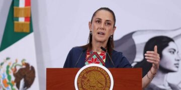 “No tengo conocimiento”: Sheinbaum evade hablar de la visa de Rocha Moya, que le habría sido revocada