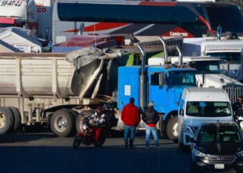 Transportistas y agricultores convocan a megaparo nacional el lunes