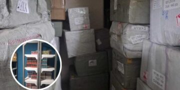 Decomisan más de 79 toneladas de mercancía ilegal en el Centro Histórico de CDMX