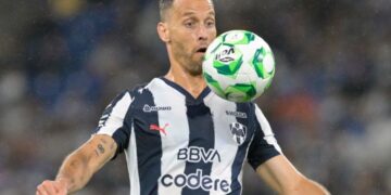 Sergio Canales se despide de Rayados
