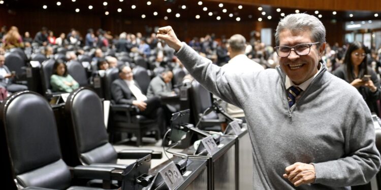 La Cámara de Diputados aprobó dos nuevas leyes, cuatro reformas constitucionales y 56 adecuaciones normativas, en el reciente periodo de sesiones: Ricardo Monreal