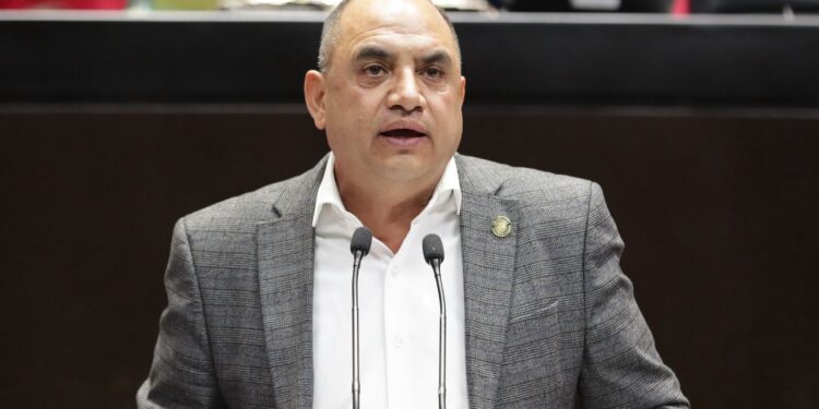 Proponen crear estancias de atención continua para personas adultas con Condición del Espectro Autista