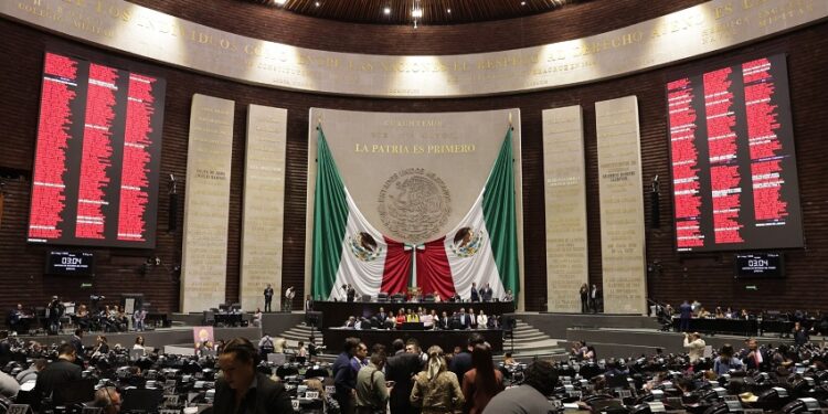 Por mayoría calificada, la Cámara de Diputados aprobó, en lo general, aplazar la siguiente elección judicial al primer domingo de junio de 2028