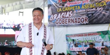Julio Menchaca encabeza la edición número 100 de las Ferias de Servicios para el Pueblo