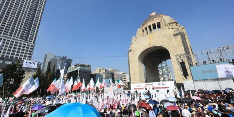 Claudia Sheinbaum encabeza informe nacional desde el Monumento a la Revolución