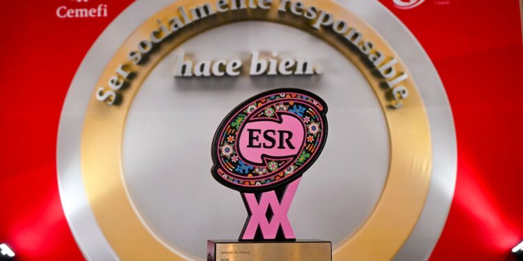 Distintivo ESR® reconoce dos décadas de liderazgo de Unilever México como empresa socialmente responsable