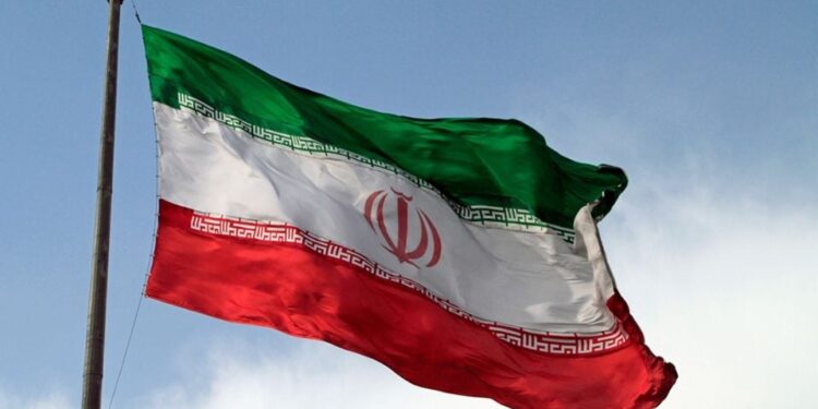 EU exige a Irán la entrega de su uranio, limitar el programa nuclear y renunciar a indemnizaciones por daños: agencia Fars