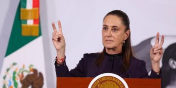 “No me lo dice a mí”: Sheinbaum niega que Trump se refiera a ella cuando afirma que México está gobernado por narcos
