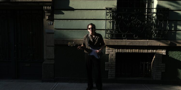 Borbolla presenta “tu silencio”