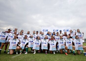 Cox celebra el deporte femenil en una jornada dedicada al rugby