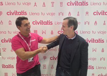 Civitatis y Despegar firman una alianza estratégica global para la distribución de tours y actividades
