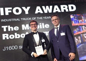 La colaboración entre humanos y robots gana protagonismo en un prestigioso premio internacional de logística