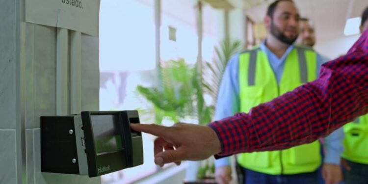 InfoBlock: el reto de las empresas será acreditar inconsistencias del tiempo extra y cambios de turno