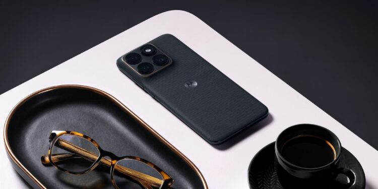 motorola edge 70 fusion y edge 70 fusion+ llegan a México: materiales de vanguardia, diseño quad-curved y fotografía de última generación