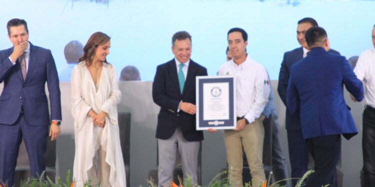 Jalisco hace historia: APEAJAL logró el Récord Guinness del Guacamole más grande del mundo