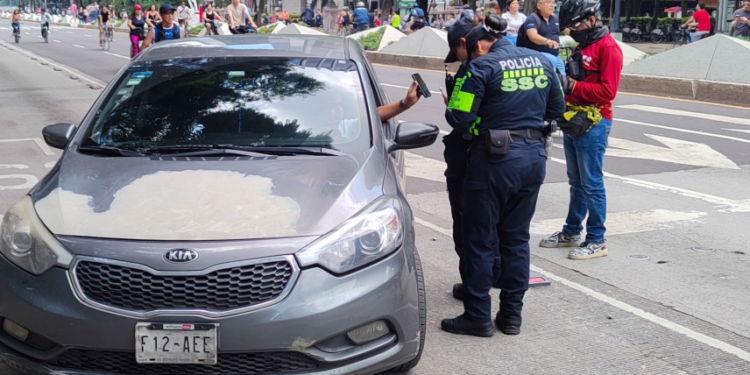 Amplían facultades de policías para infraccionar en siete alcaldías de la CDMX