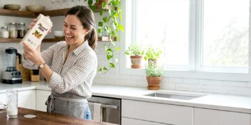 Leche vs. Bebida no láctea de almendra o avena ¿Cuál es la leche más saludable?
