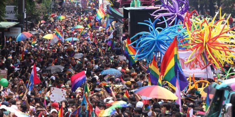 CDMX se pinta de arcoíris: todo lo que debes saber rumbo a la Marcha del Orgullo LGBTQ+ 2026