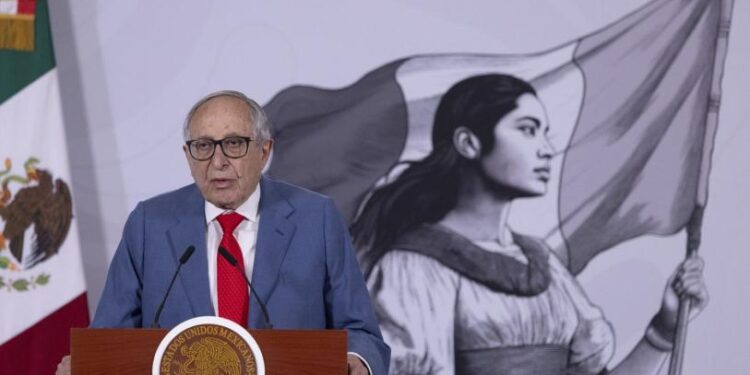 SSa descarta brote de Cyclospora en México y rechaza vínculo con lechugas de Guanajuato