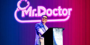 Del mundo digital al escenario: Mr. Doctor conquista el Lunario con un espectáculo sin precedentes