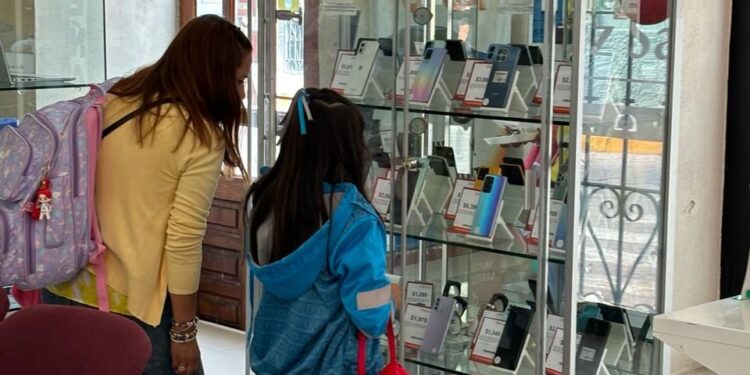 Montepío Luz Saviñón impulsa un regreso a clases sin presiones financieras para las familias mexicana