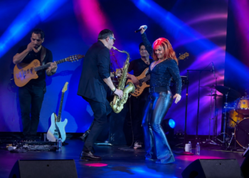 Diana Vanoni conquista el Lunario: una voz, una sala rendida y el bolero como destino