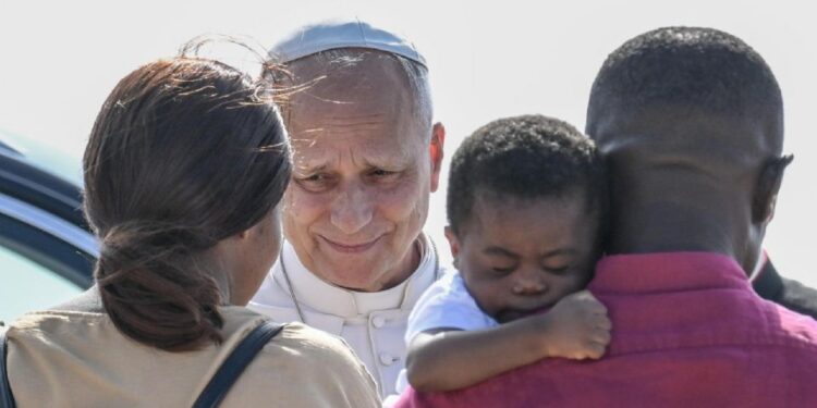 El papa León XIV felicita a EU por el aniversario 250 de su Independencia; pide proteger a los migrantes