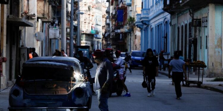 Toda la isla de Cuba se queda sin suministro eléctrico por tercera ocasión en el año