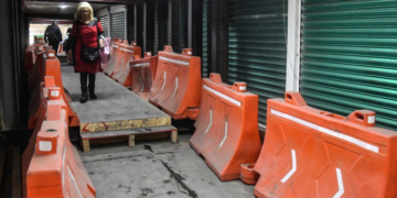 Comerciantes de pasos a desnivel de Tlalpan acceden a Seguro de Desempleo; este monto recibirán