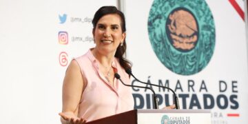 La transparencia y la rendición de cuentas debe aplicarse a todos, sin excepción ni privilegios: Kenia López Rabadán